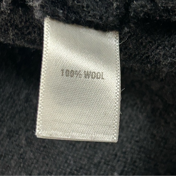 St. John Black 100% Wool Funnel Neck Short Sleeve Sweater Medium - Picture 5 of 8